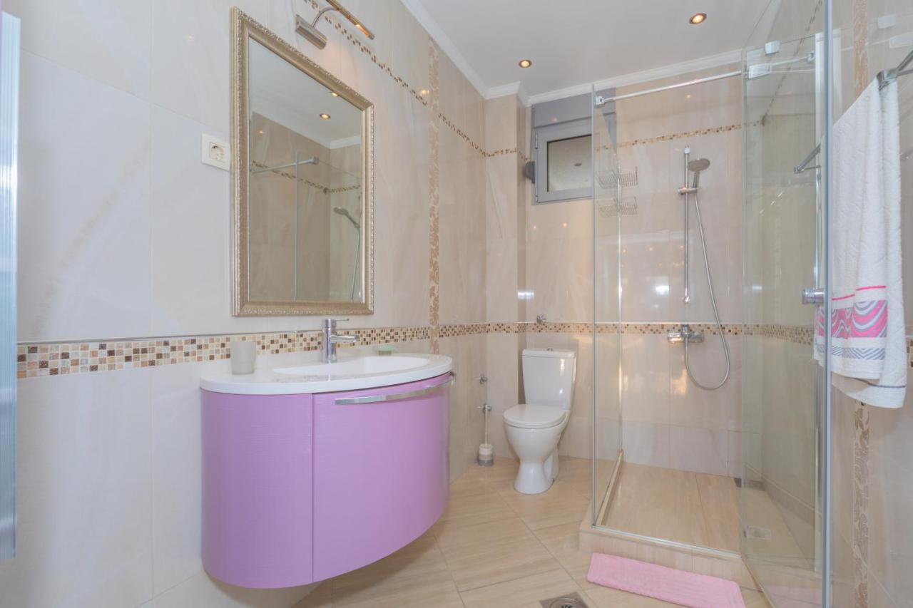 Villa Montenegrina Petrovac Bagian luar foto