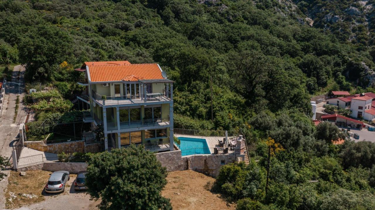 Villa Montenegrina Petrovac Bagian luar foto