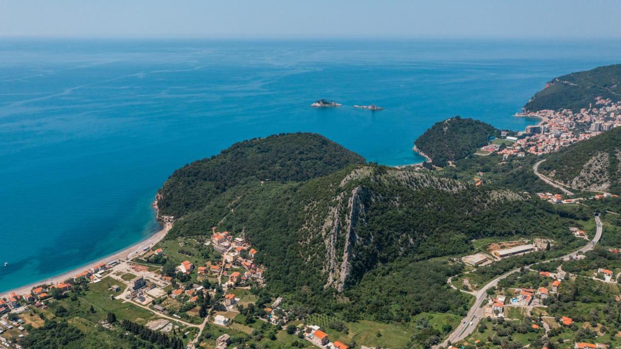 Villa Montenegrina Petrovac Bagian luar foto